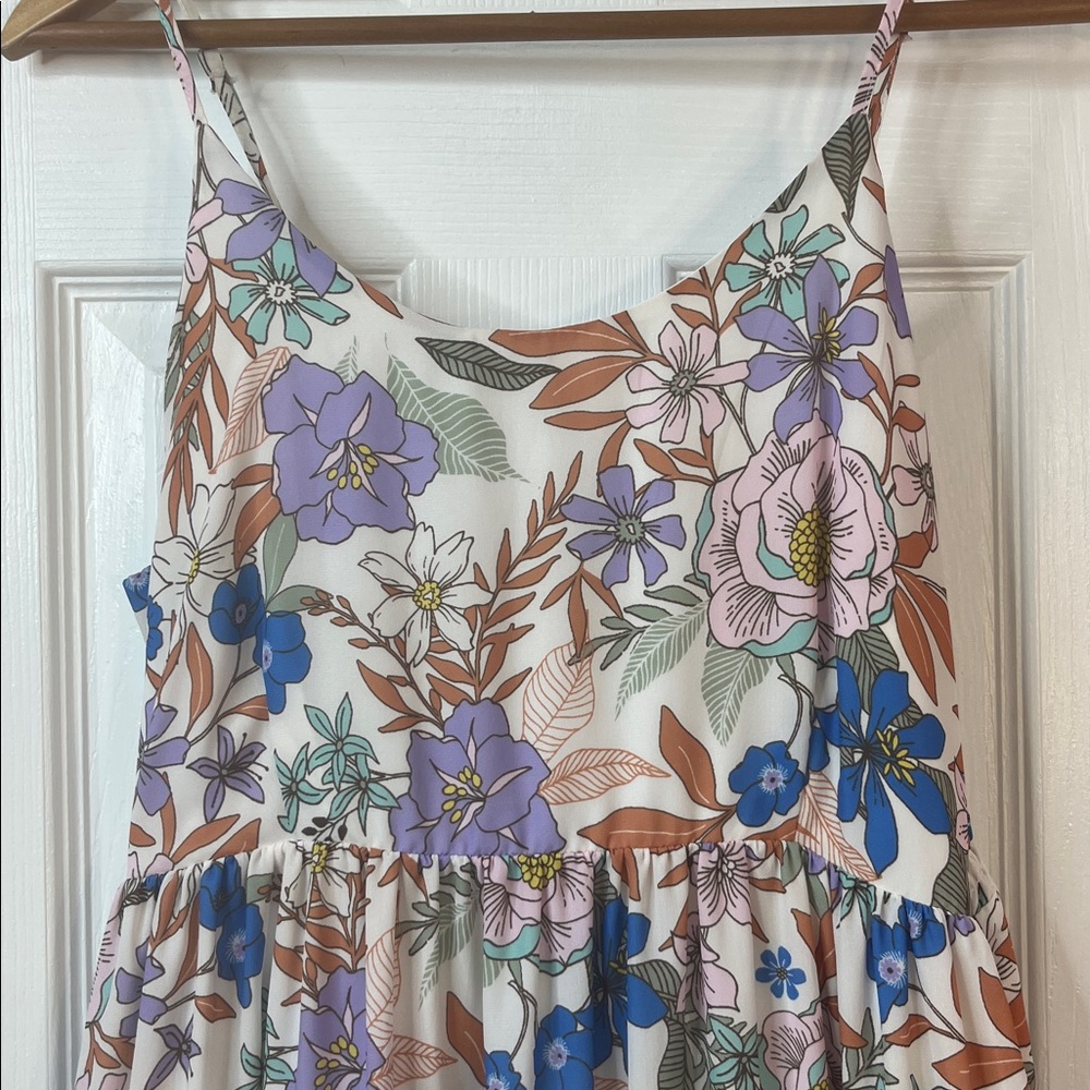 White Tiered Floral Print Maxi Dress Adjustable Spaghetti Straps Size Large - Picture 4 of 13
